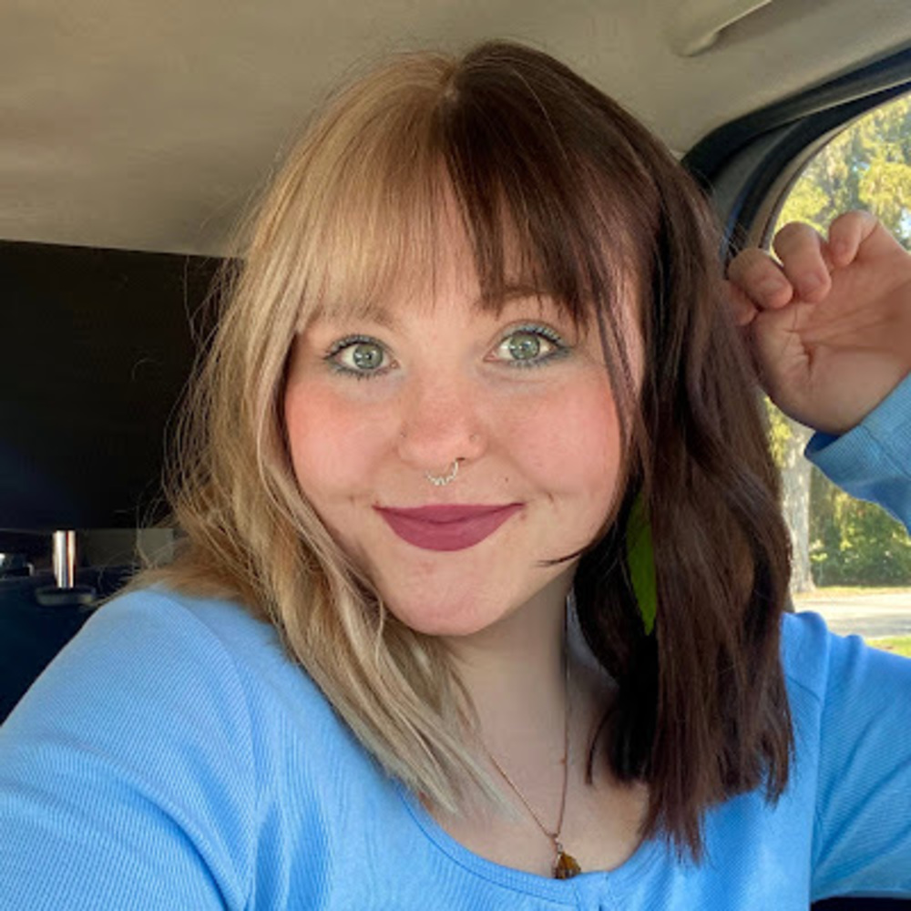 Meet your Posher, Andrea